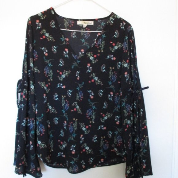Demeanor Tops - Demeanor Floral Peasant Blouse